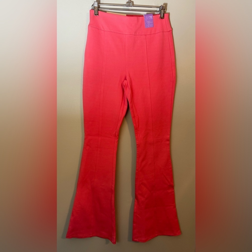 NWT Dear Scarlett Coral Magic Kick Flare Pants Size S - Picture 3 of 11